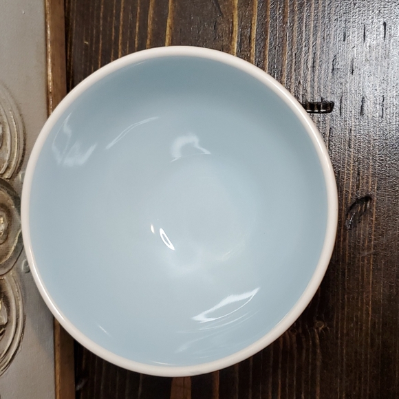 NWOT Rae Dunn "JELLY BEAN" bowl. - Picture 2 of 3